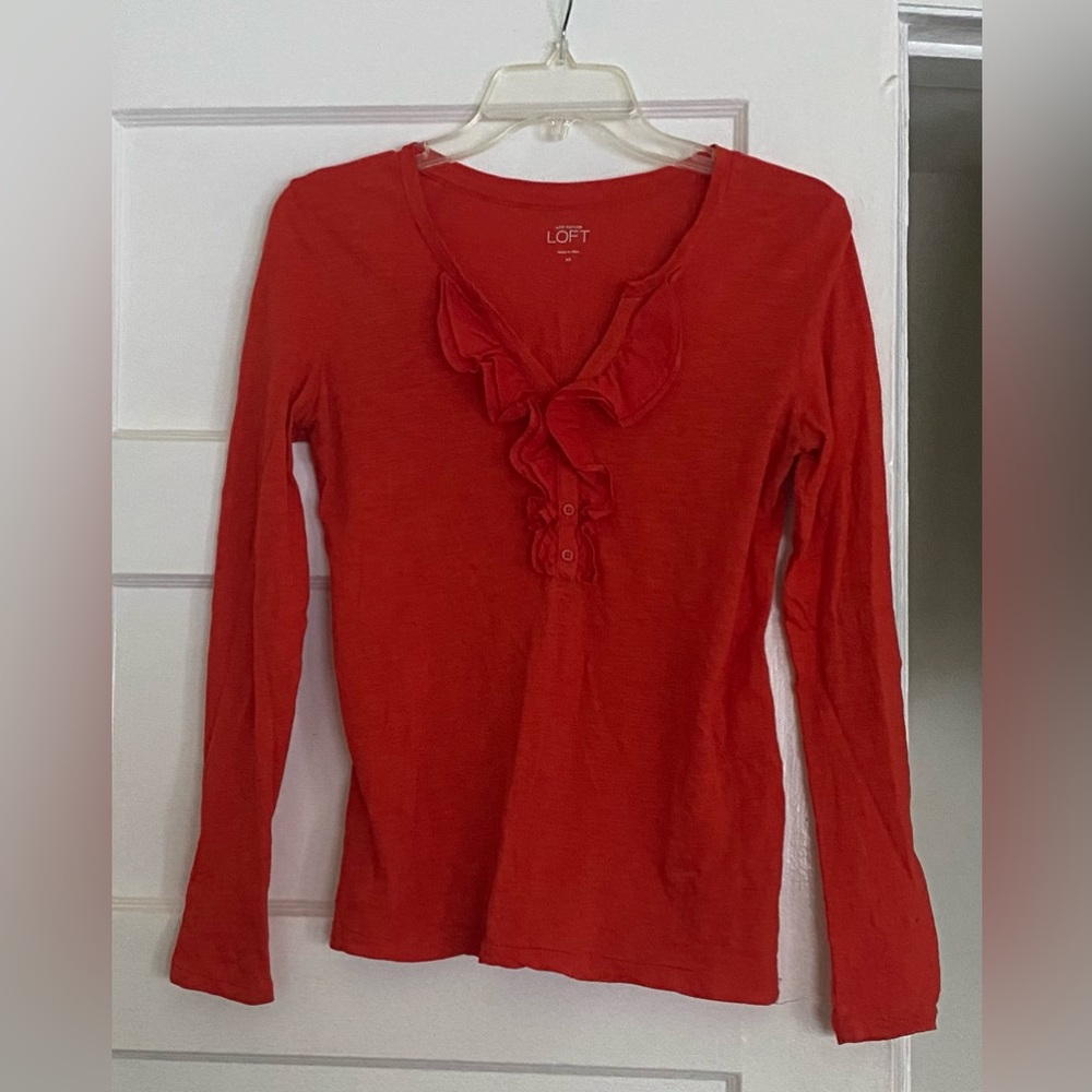 Ann Taylor Loft Lightweight Red Cotton Ruffle Long Sleeve V Neck T Shirt Top XS